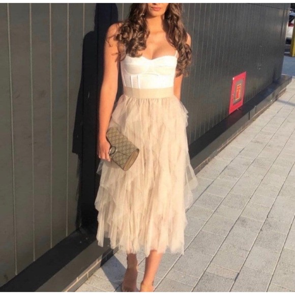 Strut & Bolt Cream Tiered Tulle Maxi Skirt Ruffle Mesh NWT Fairycore Size Small - Picture 6 of 14